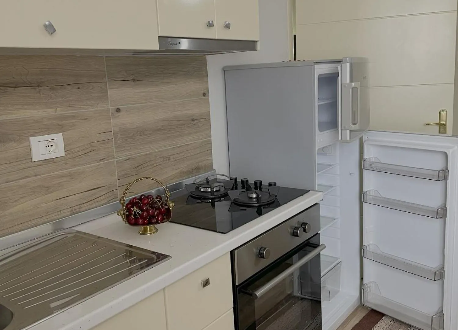 M Apartments With Balcony Peshkopi Albania